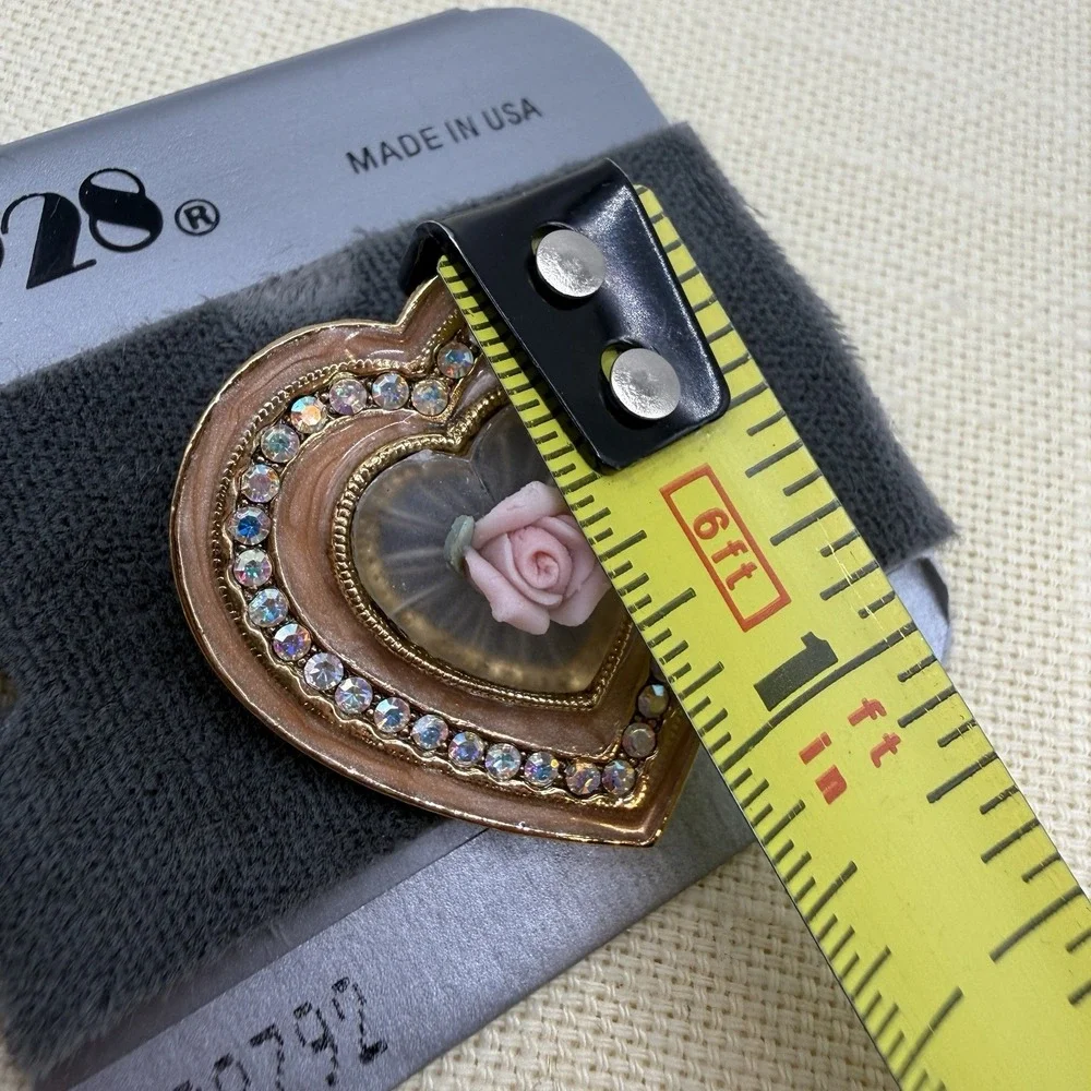 Set of 2 Vintage 1928 Gold Tone Heart Victorian Revival Brooches Pins w/ Roses